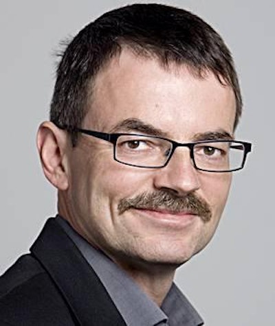 Dr Jan Dahl, chief veterinary adviser at the Danish Agriculture and Food Council – “We are still treating sick pigs, but I believe we are doing it in a more intelligent fashion by treating individual pigs, or pens, instead of whole units.”