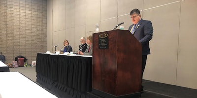 Karen Christensen, Karen Schwean-Lardner and Ann-Marie Neeteson discuss lighting at the Broiler Welfare Panel(Elizabeth Doughman).