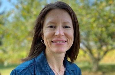 Dr. Stacey Roberts (Versova)